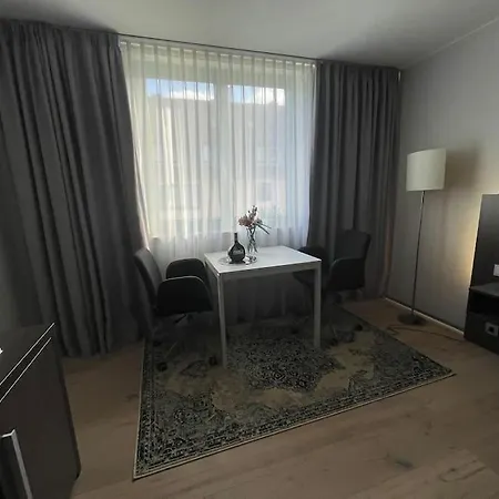 Gemuetliches 778 Apartment Naehe Medienhafen S-Bahn Und Free Parken Düsseldorf Exterior foto