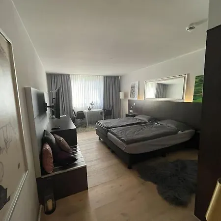 Gemuetliches 778 Apartment Naehe Medienhafen S-Bahn Und Free Parken Düsseldorf Exterior foto
