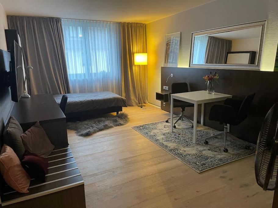 Appartement Gemuetliches 778 Naehe Medienhafen S-bahn Und Free Parken